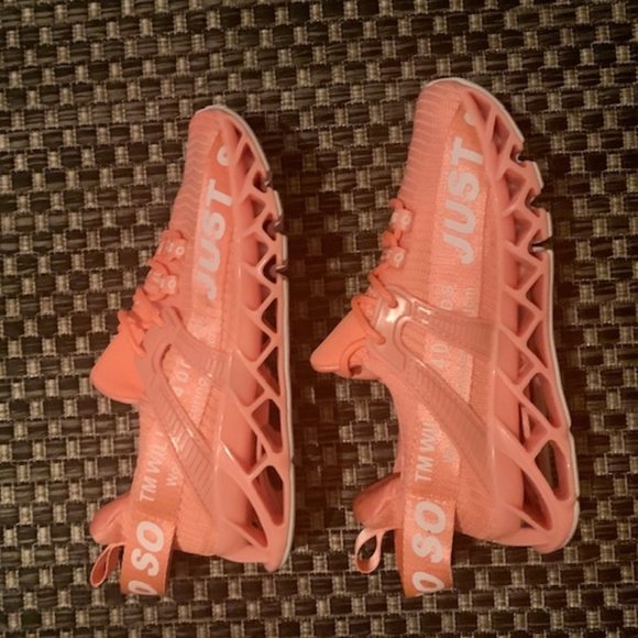 Just So So Women's Active Sneaker - Picture 2 of 5